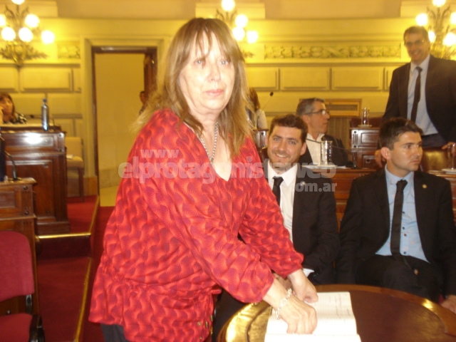 Diputados acordó tratar la Ley de Aguas de la senadora Cristina Berra
