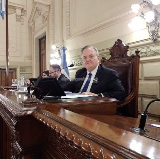 el-senado-santafesino-sanciono-18-proyectos-de-ley-uno-1-con-sancion-definitiva-y-17-con-media-sancion-bajo-la-presidencia-de-felipe-michlig