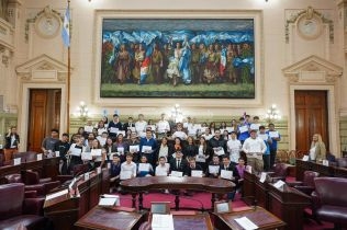 Galnares: ''Cajero automático para San Eduardo, el pedido de la Escuela Secundaria en Diputados por un Día''