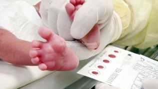 Diputados pide que se amplíe el screening neonatal para detectar la presencia de drogas