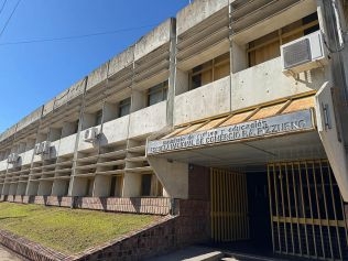 di-gregorio-acompana-obras-en-escuelas-de-santa-isabel-y-melincue-junto-al-gobierno-provincial