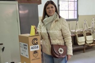 clara-garcia-llamo-a-votar-y-remarco-que-en-cada-eleccion-se-juega-un-proyecto-de-futuro