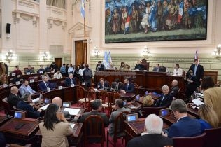 En Sesión Conjunta de Ambas Cámaras y en Sesión de Asamblea Legislativa prestaron juramento funcionarios de las Defensorías 
