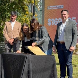 di-stefano-con-inversiones-concretas-en-salud-mejoramos-la-vida-de-miles-de-santafesinos