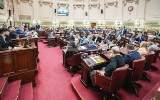 es-un-dia-historico-que-marcara-el-comienzo-de-una-nueva-era-institucional-que-abre-las-puertas-al-futuro-de-acuerdo-con-el-mandato-popular