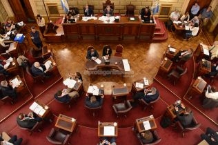 Media sanción al empréstito con la AFD para financiar el Proyecto Mejora Energética para Edificios Sostenibles e Inclusivos