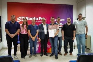 la-provincia-invierte-238-millones-de-pesos-para-fortalecer-la-infraestructura-de-los-clubes-santafesinos