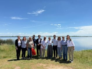 la-diputada-galnares-y-el-embajador-de-costa-rica-avanzan-en-proyectos-de-cooperacion-con-la-produccion-y-la-academia