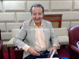 del-frade-pide-precisiones-al-gobierno-provincial-sobre-su-apoyo-a-la-reforma-laboral-impulsada-por-milei