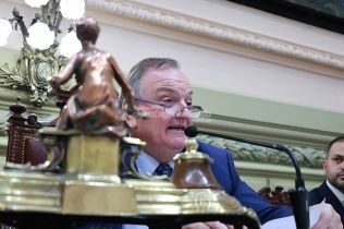 felipe-michlig-destaco-la-ley-de-politica-tributaria-2026-va-a-generar-un-gran-alivio-fiscal-en-santa-fe