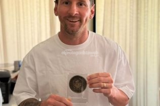 messi-recibio-la-medalla-del-tricentenario-de-rosario