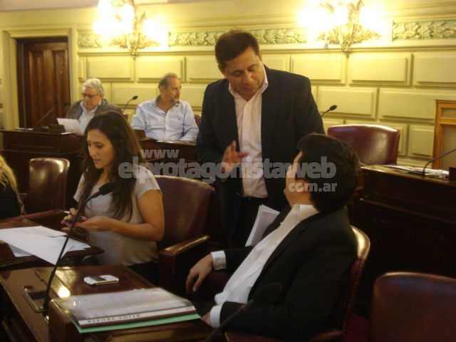 Homenaje a Alicia y Alberto Perassi, padres de Paula, en la Cámara de Diputados