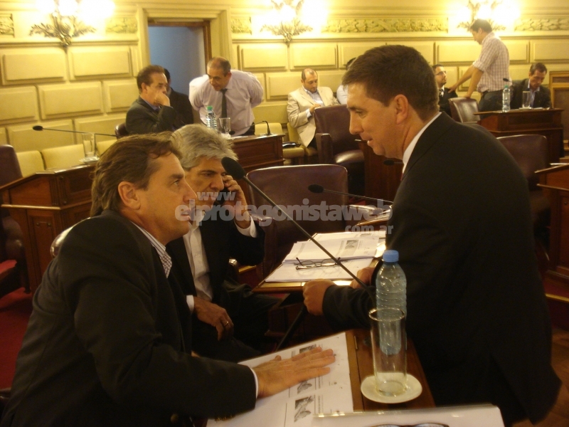 Candidatos a senadores de los 19 departamentos en los comicios del 14 de junio