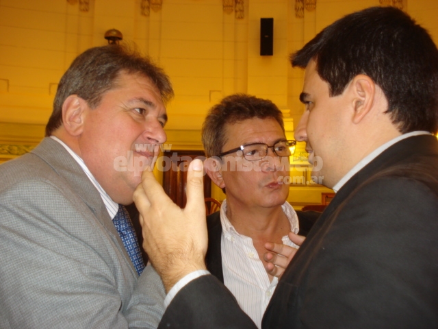 Urruty, Toniolli y Galdeano apuntan al complejo comercial “Paso del Bosque”