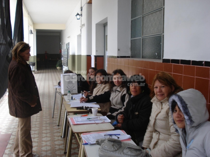 En Santa Fe, para las PASO nacionales del 9 de agosto, 21 boletas oficializadas