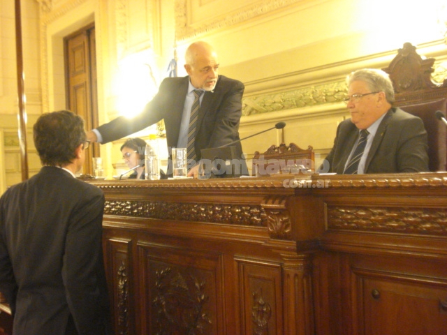 El Senado, presidido por Fascendini, sesionó con estimulante laboriosidad
