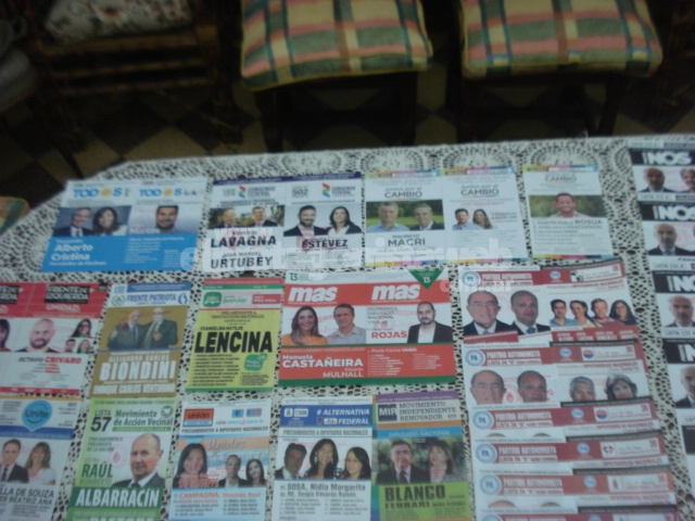 Se aceptaron 27 listas de Diputados Nacionales y 10 Presidenciales