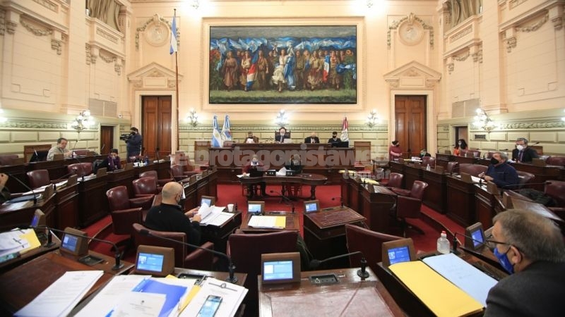 La Cámara de Diputados, en su propio recinto, efectuó su 6ª sesión del 138º Período Ordinario de manera semi-presencial