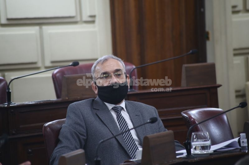 La Legislatura, por iniciativa de Alcides Calvo, sancionó con fuerza de Ley una tarifa especial para medios audiovisuales