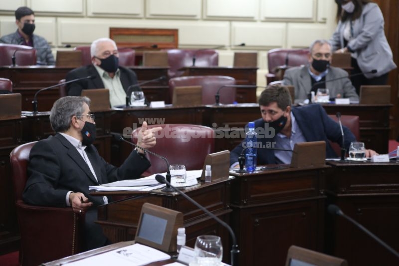 Adhesión de Santa Fe a la “Ley Silvio” del Programa de Protección al Personal de Salud ante el COVID-19