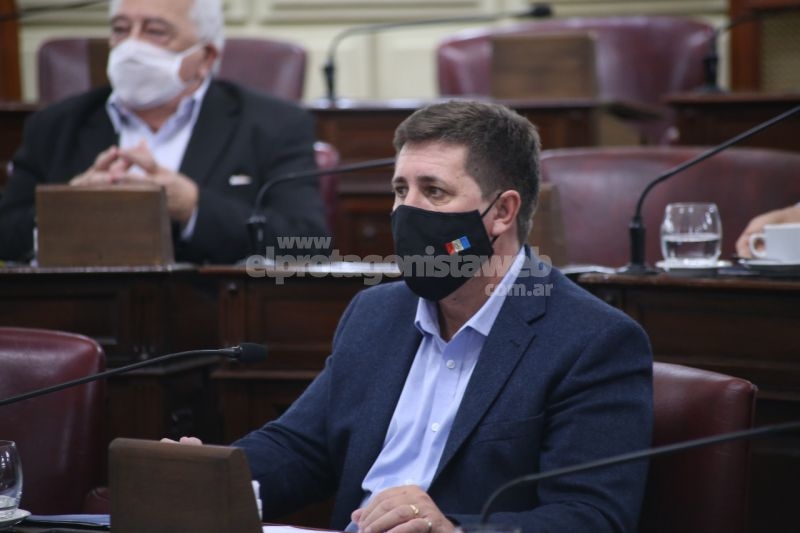El Senado a través de Pirola y Michlig, el gobernador Perotti y los diputados y diputadas quieren, con matices, transparencia en el ejercicio de la función pública