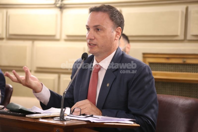 El Senado analiza el Mensaje del Poder Ejecutivo por el cual se extiende el mandato de los miembros de las Comisiones Comunales