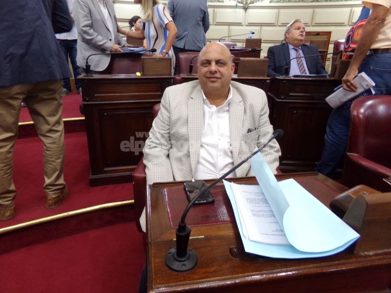 Ariel Bermúdez insiste en Cámara de Diputados y Diputadas con el Juicio por Jurados