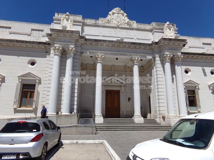 Se modificó la agenda inicial de la Legislatura y la actividad legislativa se concentra en el día jueves 7 de octubre del corriente año en su totalidad