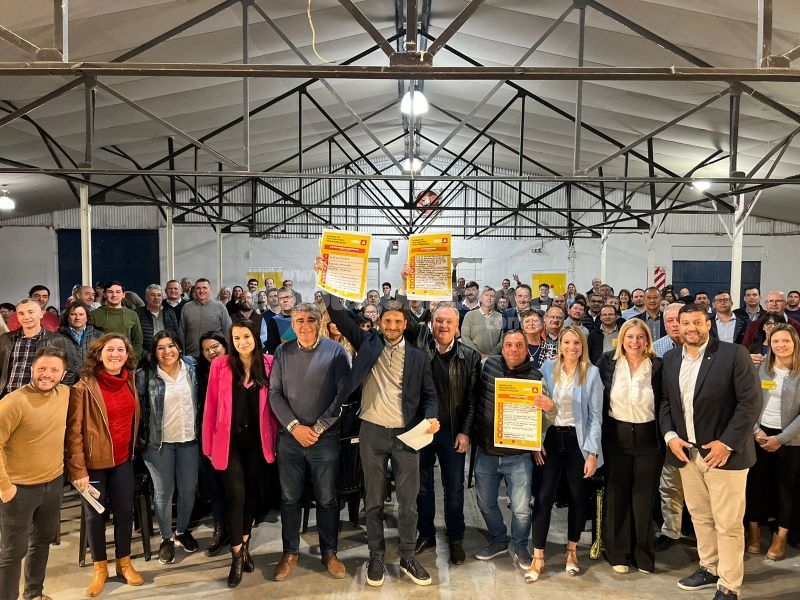Pullaro reunió a más de 300 asistentes en Reconquista para armar el plan de gobierno