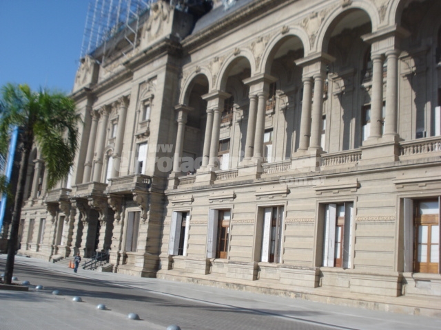 4 de los 13 aspirantes al Gobierno de la Provincia de Santa Fe competirán en las Elecciones Generales del 10 de setiembre de 2023