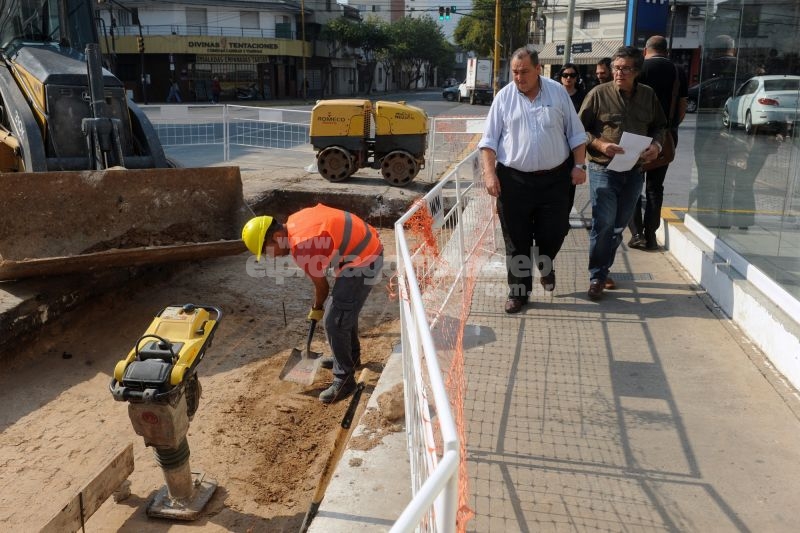 Se repararon más de 700 metros cuadrados de avenidas y calles en una semana