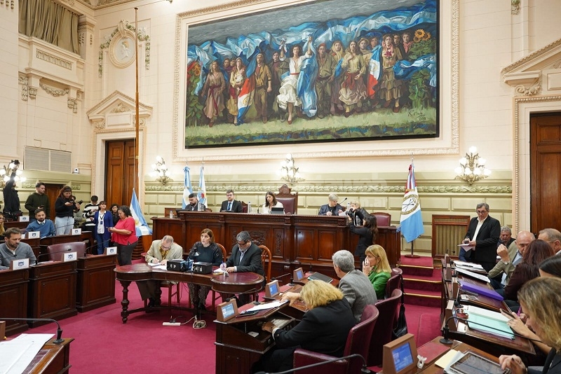 Actividad parlamentaria el jueves 31 de octubre en la Legislatura Santafesina ya que sesionarán las dos Cámaras 