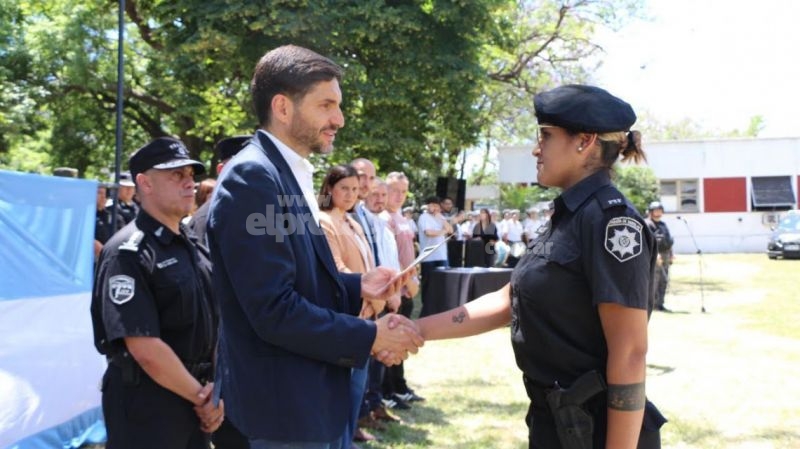 Pullaro: “Es heroico lo que hizo nuestra Policía por el bienestar de los santafesinos en estos meses”