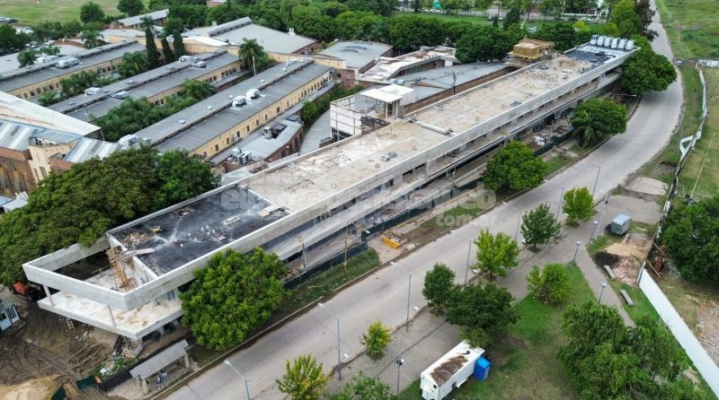 Hospital Dr. Orlando Alassia: la construcción de la nueva guardia supera el 40% del avance