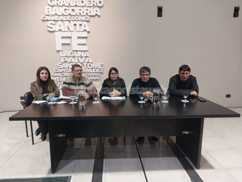 El plenario de secretarios generales decidió aceptar la propuesta salarial