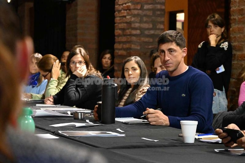 Paco Garibaldi: ''La Constitución del 25 tiene que ser la de todos los santafesinos''
