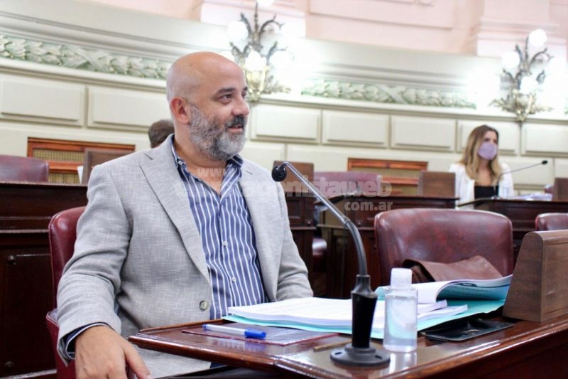 Palo Oliver solicita información sobre tareas de seguimiento a víctimas de violencia de género luego de dejar las casas de protección
