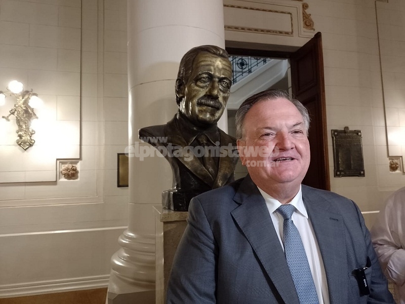 Juramento de 68 de los 69 convencionales reformadores y designación de las autoridades de la histórica Convención Constituyente