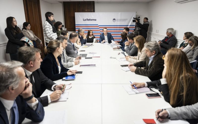 Comienzan las reuniones de comisión en la Convención Reformadora de la Constitución de Santa Fe