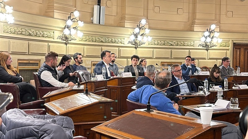 Dictámenes en reunión de Comisión de Régimen Municipal, Derecho a la Ciudad y Ordenamiento Territorial con un final abrupto y lamentable