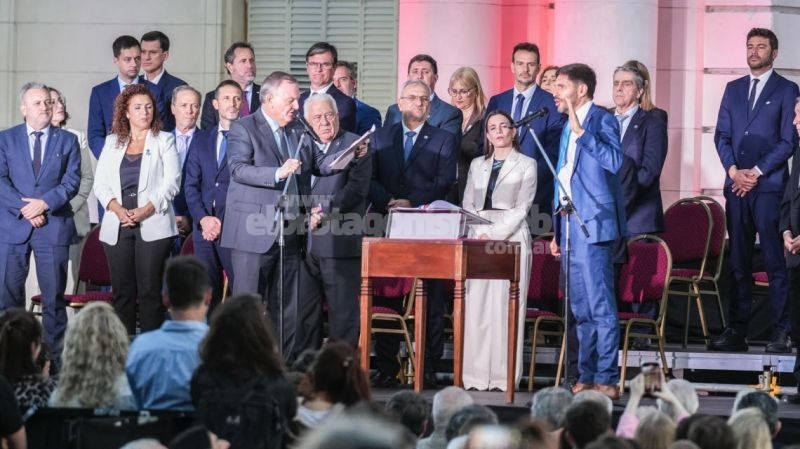 Para Pullaro, ''dos ideas expresan la Reforma del 25: consenso como método y equilibrio como resultado''