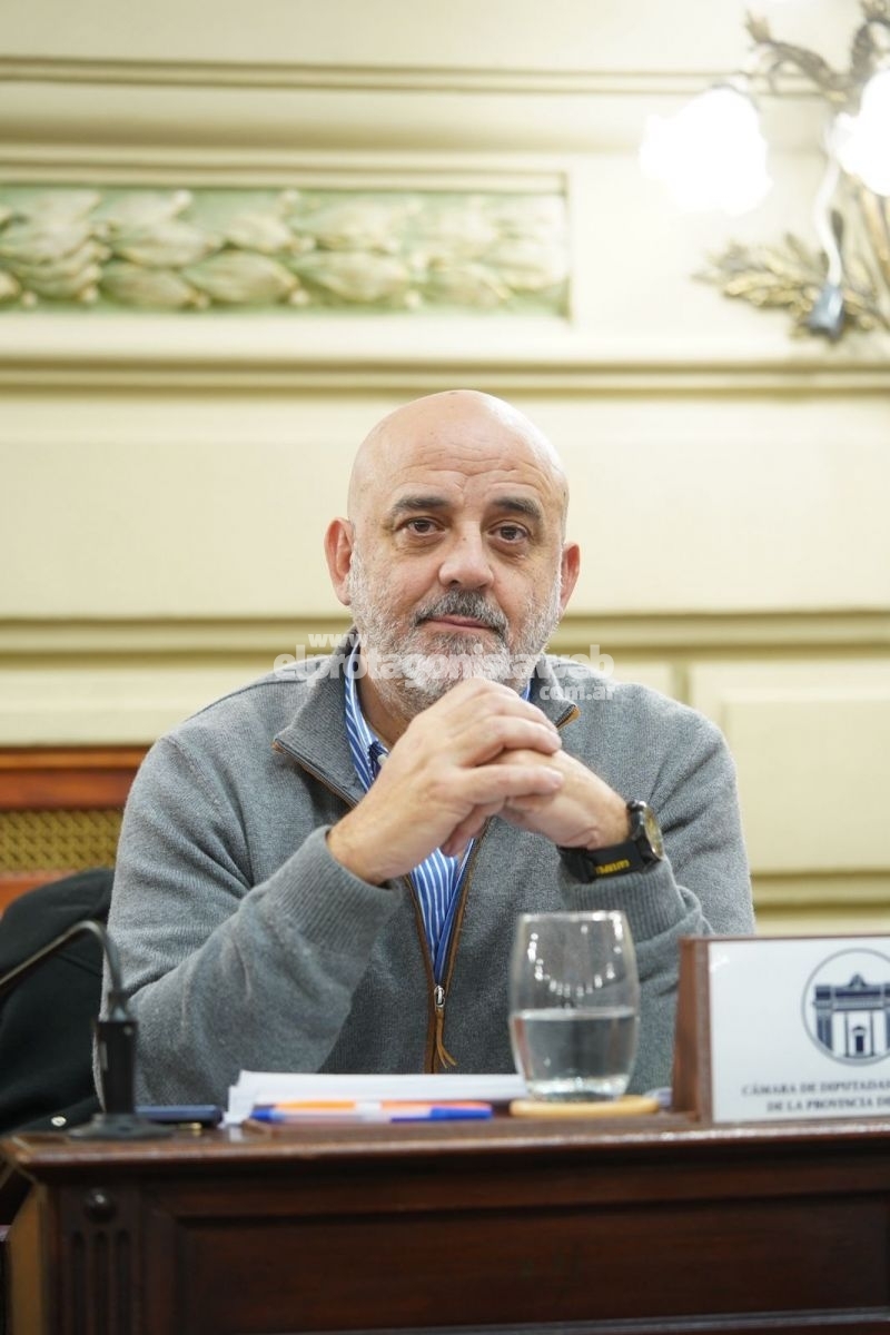Palo Oliver pide explicaciones urgentes por la contaminación del río Salado y el riesgo sanitario en el consumo de pescado proveniente de sus aguas