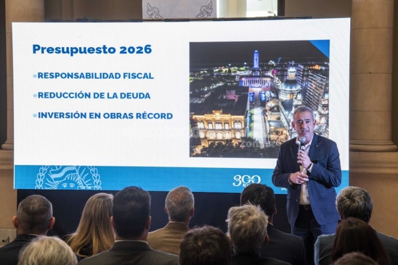 Javkin presentó el Presupuesto 2026: el quinto consecutivo con superávit y con récord de inversión en obras
