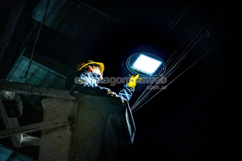 Presupuesto 2026: con 10 mil nuevas luces LED el municipio pretende llegar al 95% de la ciudad